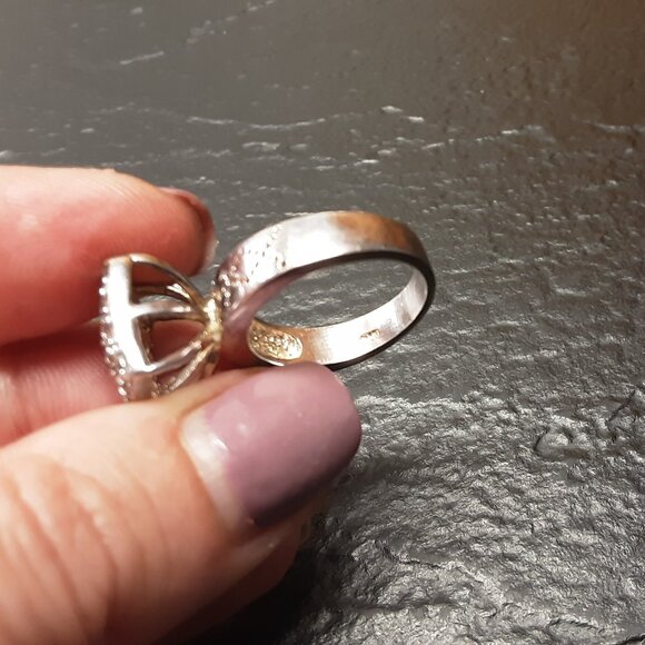 Sterling Silver Swarovski Dome Cocktail Ring | Size 7 | 16 Crystals - Picture 4 of 7